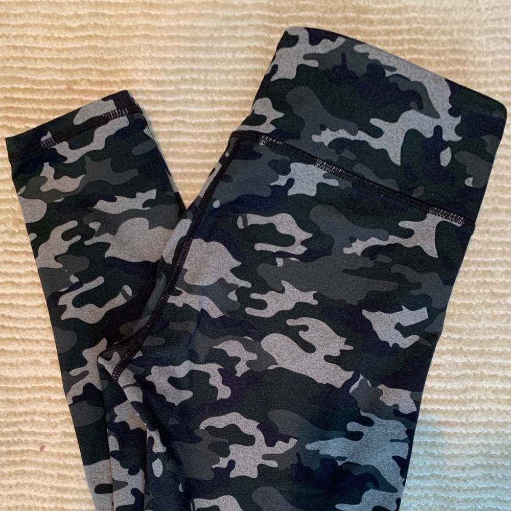 Camo leggings- Fabletics